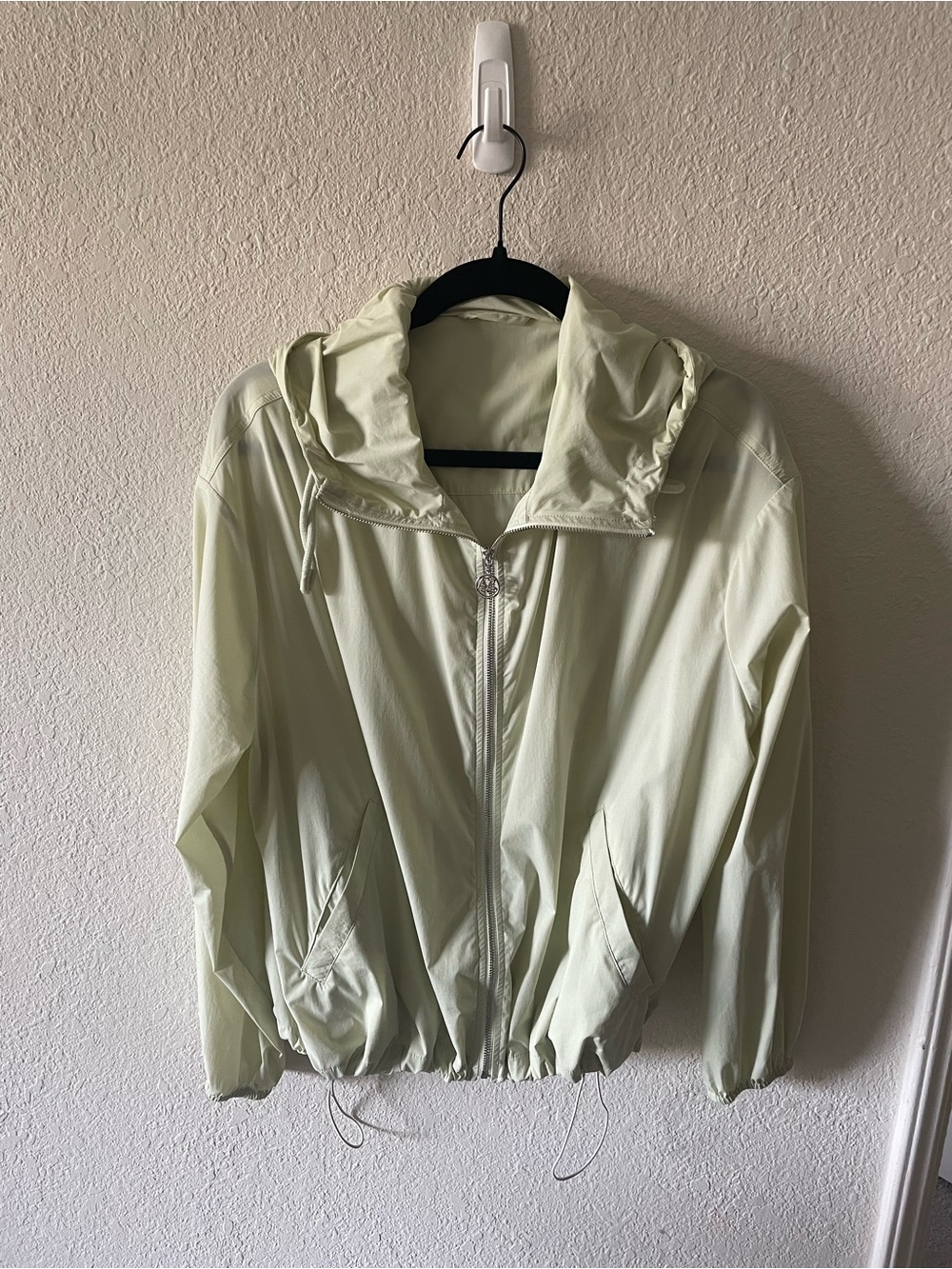 MaxSimple lightweight jacket - light green with adjustable waist